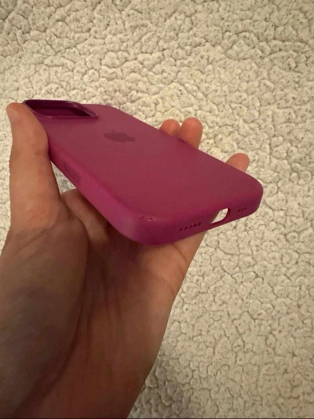 Apple Silicone Case MagSafe iPhone 16 Pro - Fuchsia Color